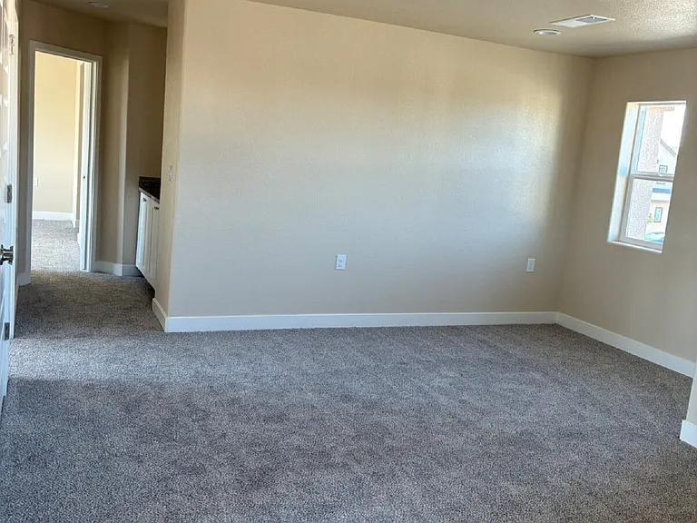 3621 Venice Ave — Photo 42