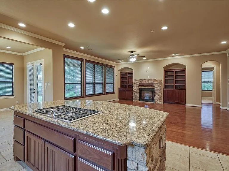 101 E Silverwood Ranch Est — Photo 8