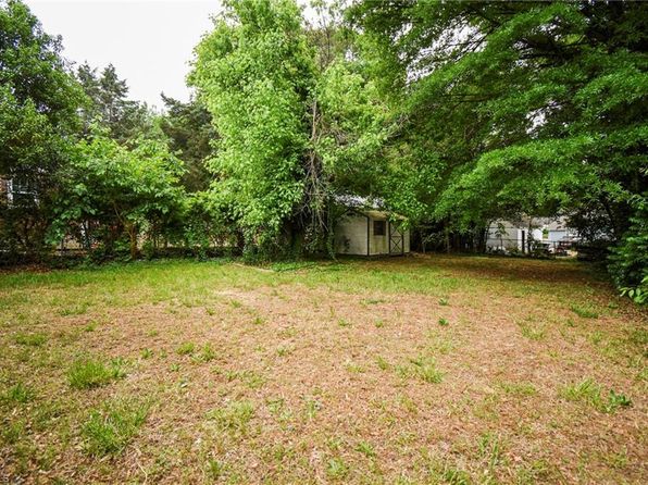 1910 Bertha St, Winston Salem, NC 27107