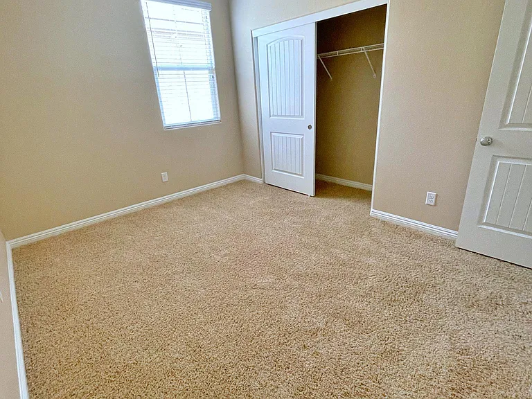 Guest bedroom 2