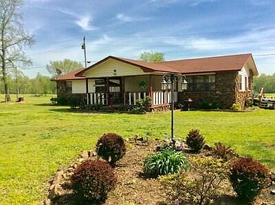 1st image of 406 County Road 4400