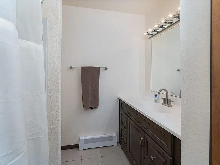 2412 1/2 Hidden Valley Dr #2 — Photo 8