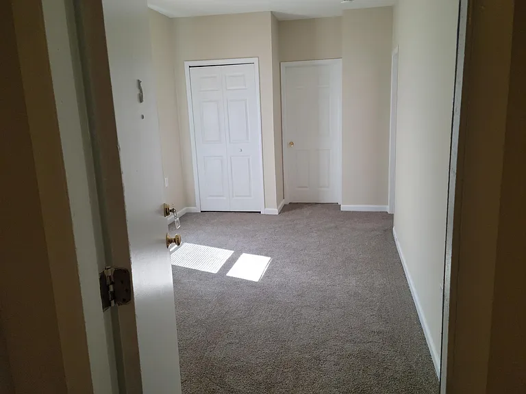 615 Pearl St #5 — Photo 1