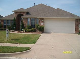 4512 Pine Bluff Ct, Fort Worth, TX 76123