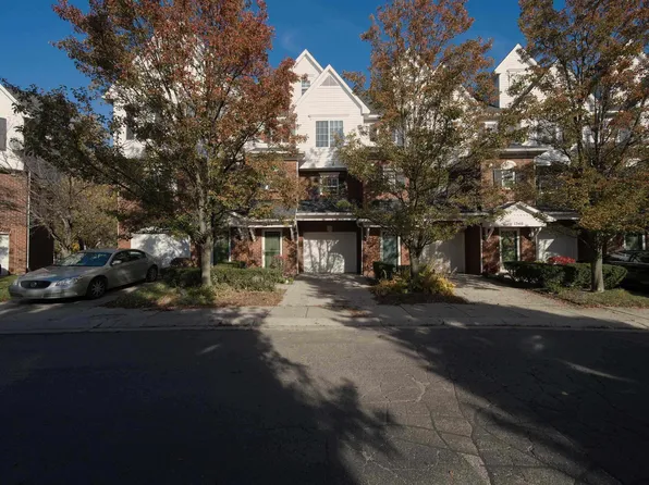1344 Village Dr #13, Detroit, MI 48207