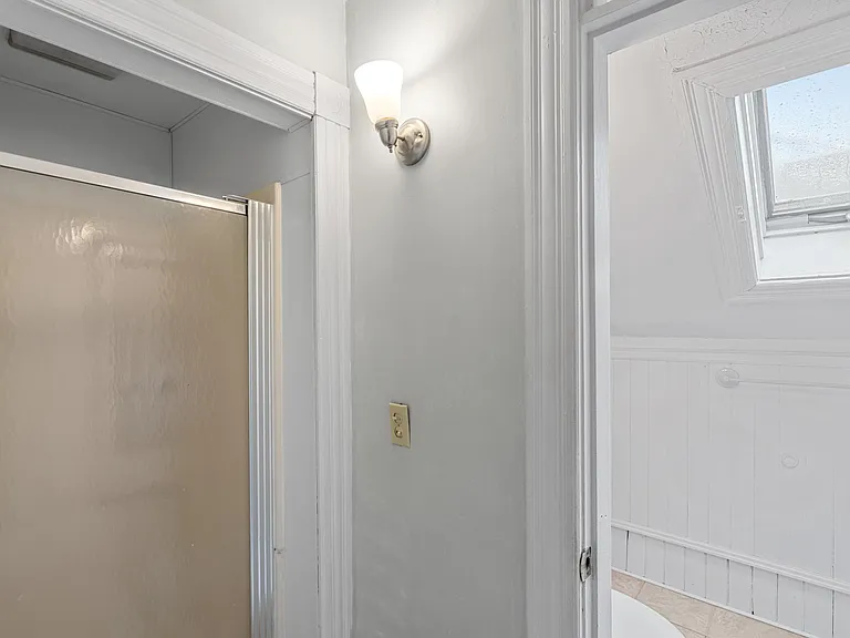 12 Lincoln Ave — Photo 14