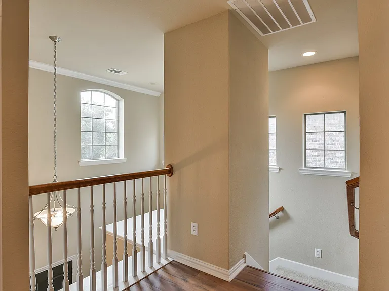 1707 Coronado St — Photo 16
