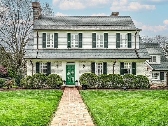 2nd image of 113 W Oxford Cir