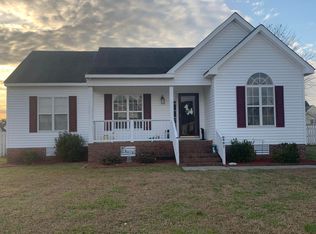 635 Ashley Meadows Dr, Winterville, NC 28590