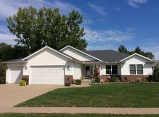 630 W Main St, Long Grove, IA 52756