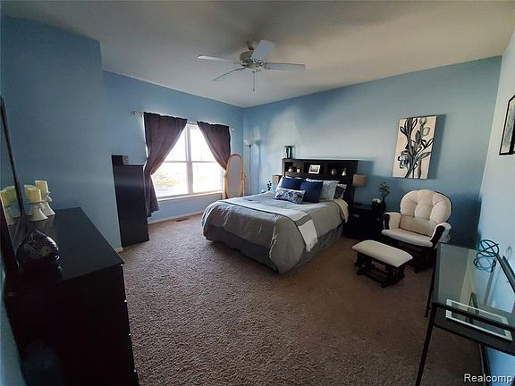 5th image of 25626 Portico Ln #1