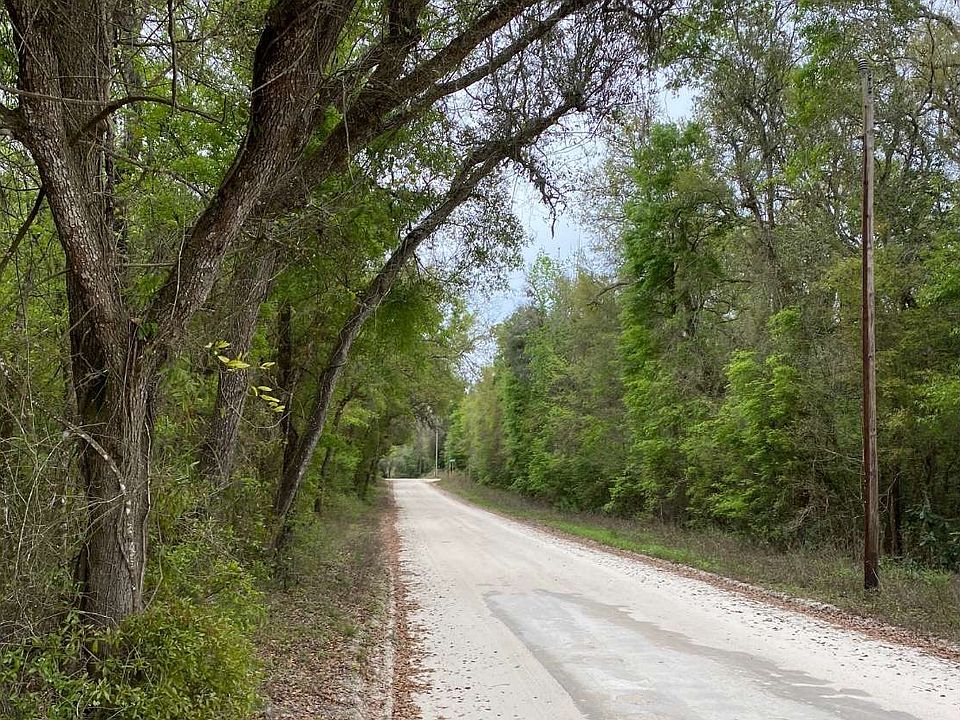 2nd image of 18 NE Tansy Rd Lot 28