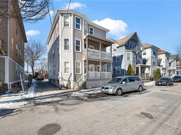 6 Osborn St, Providence, RI 02908