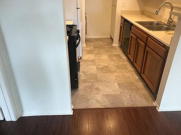 3rd image of 1220 Franciscan Ct Unit 3