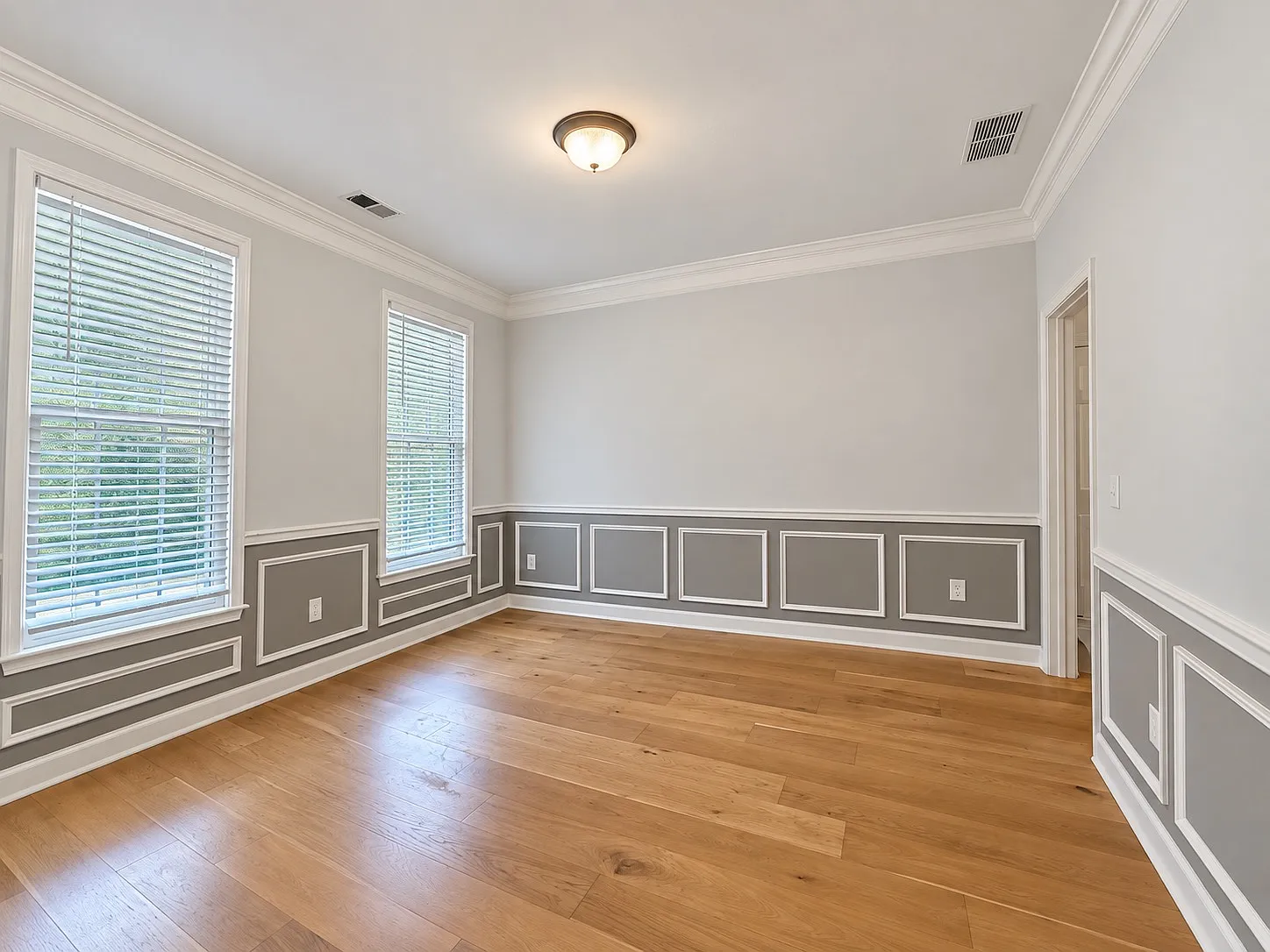5 bed, 4.5 bath, 3085 sqft, $3,500 — Photo 3