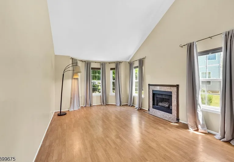 385 Draco Rd — Photo 9