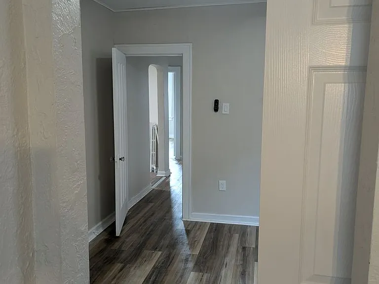 531 Halsey Ave — Photo 13