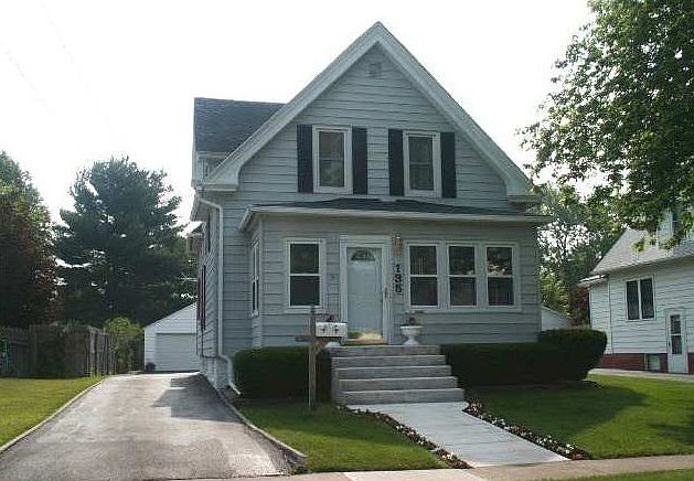 1st image of 135 N Ivan Ave