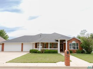 4308 Springwood Dr, Clovis, NM 88101