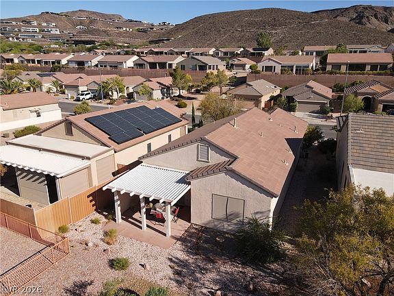 2nd image of 1832 Mountain Ranch Ave