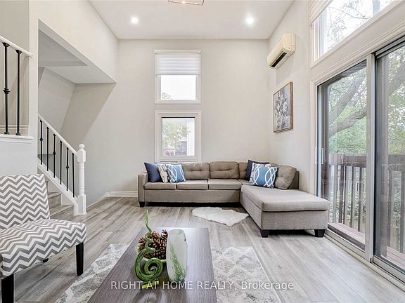 2nd image of 7251 Copenhagen Rd #73