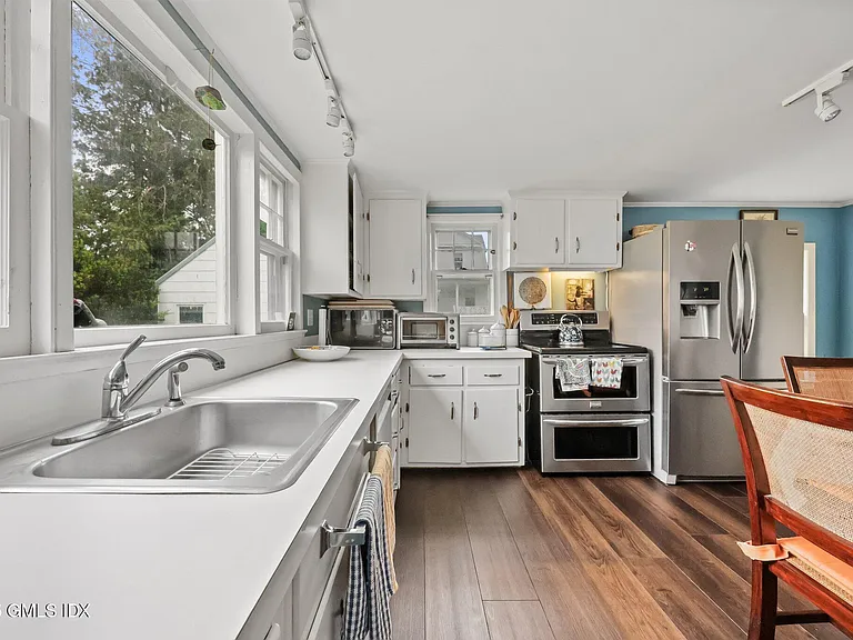 1 Cherry Ln — Photo 26