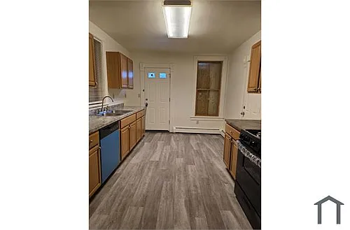 539 Howard Ave Photo 1