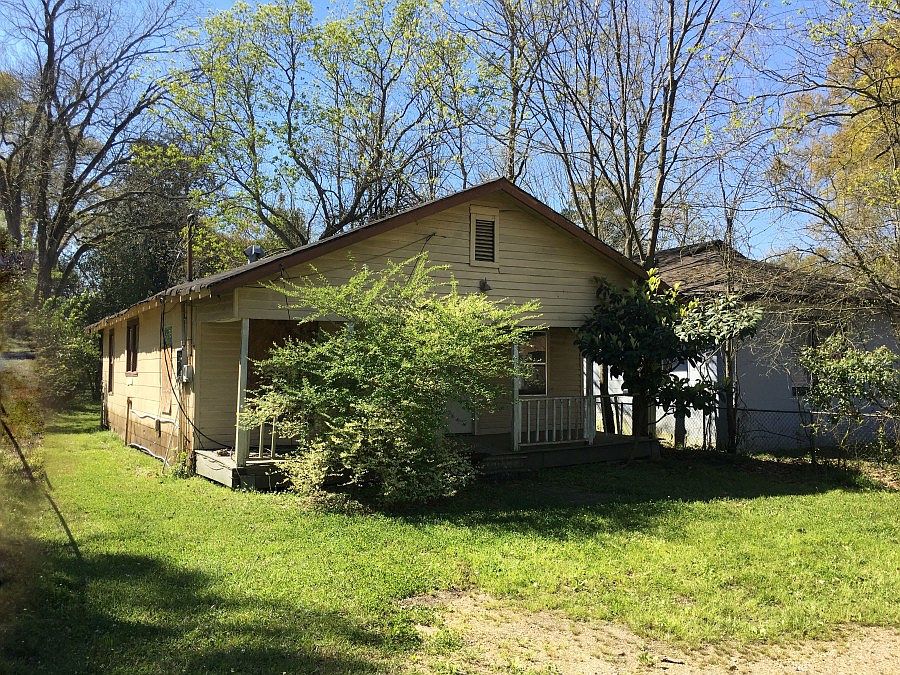 2nd image of 4354 Shelley St