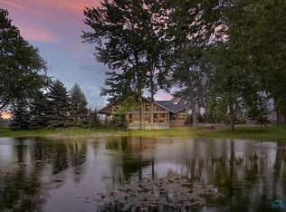 970 S Graytown Rd, Elmore, OH 43416