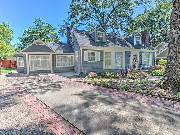 3rd image of 1893 S Rainbow Dr