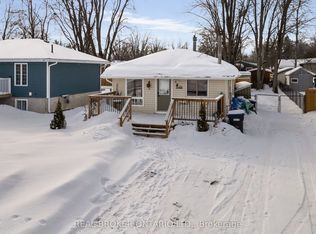 3406 Lee Ave, Severn, ON L0K 1G0