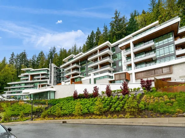 3101 Burfield Pl #402, West Vancouver, BC V7S 0B8
