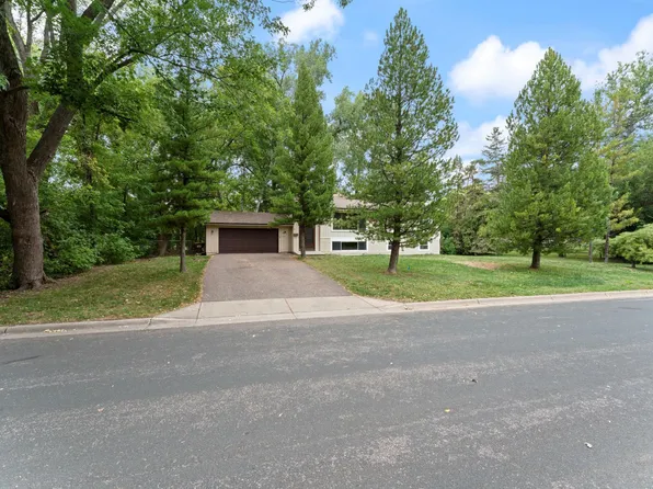 1437 Wisconsin Ave N, Golden Valley, MN 55427