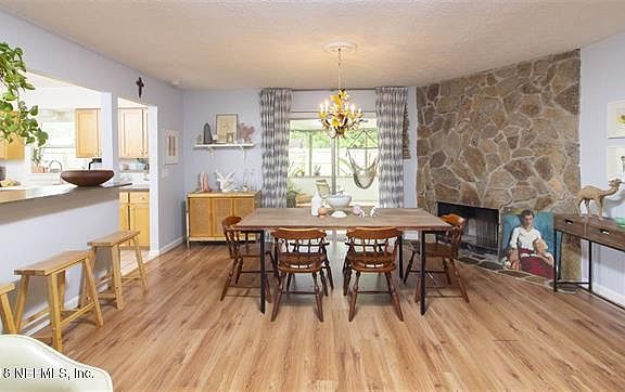 5th image of 38 Sea Park Dr