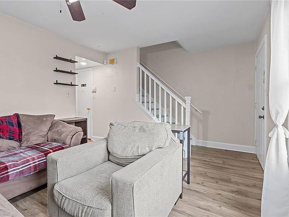 4th image of 3737 Bancroft Dr