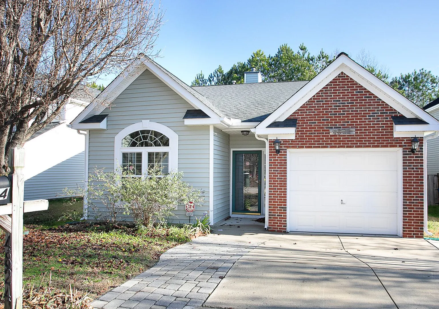 Ranch home in North Raleigh! — Photo 2