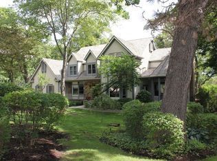 5456 N Tall Oaks Dr, Long Grove, IL 60047