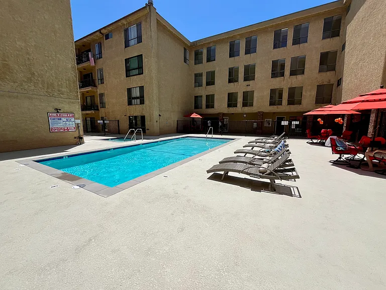 1750 Camino Palmero St #542 — Photo 35