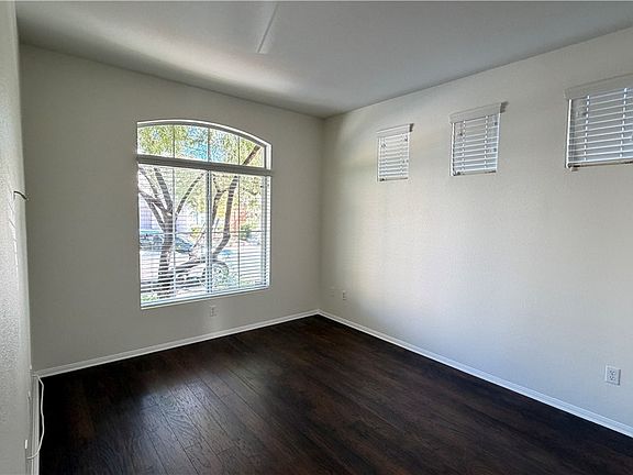 2nd image of 11739 Longworth Rd #0