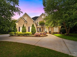 1240 Waynewood Dr, Waxhaw, NC 28173