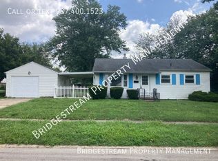 1712 Garwood Dr, Dayton, OH 45432