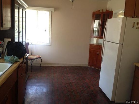 4th image of 10716 Balfour St