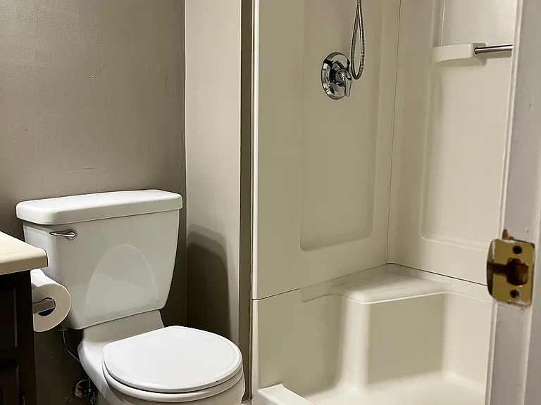 360 Arbor Ct — Photo 16