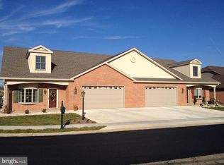 13222 Diamond Pointe Dr, Hagerstown, MD 21742