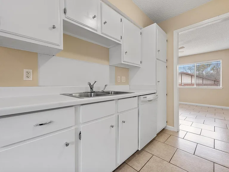 3404 Willowrun Cv #A — Photo 10