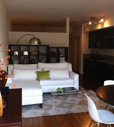 3rd image of 2911 2nd Ave Unit 422