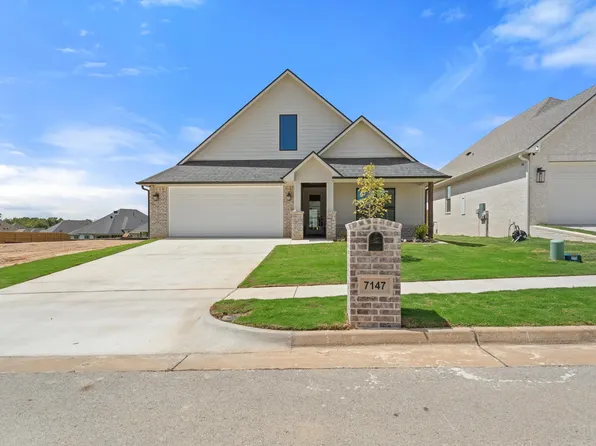 7147 Alexander Dr, Tyler, TX 75707