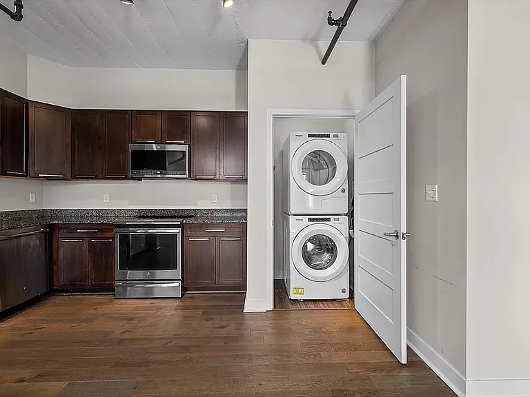 166 Terrace St #411 — Photo 8