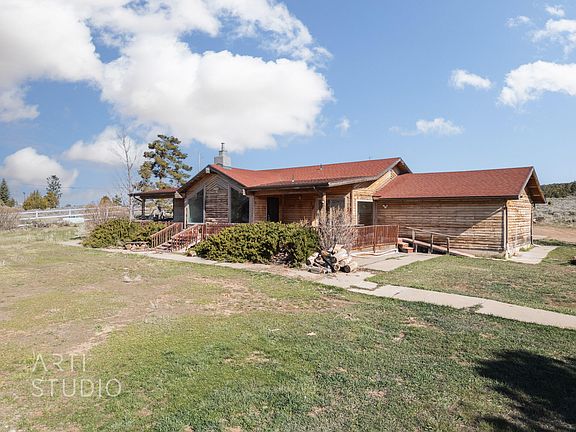 3rd image of 176 W Little Pony Ln
