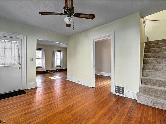 3rd image of 2026 Magee St